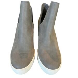 Altar'd STATE ankle boots/shoes, size 8; Gray; heel